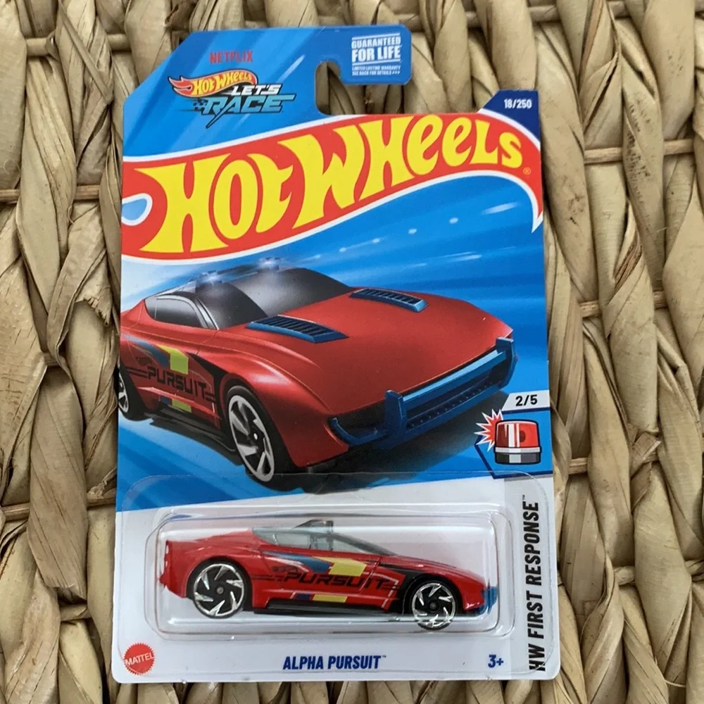 Alpha Pursuit Hot Wheels First Response Emergency Rescue Police Car Hotwheels 🆕
